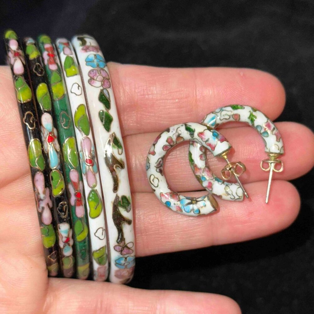 Vintage Cloisonne Bangle Bracelets + Hoop Earrings EUC multicolor Hong Kong Y2K
